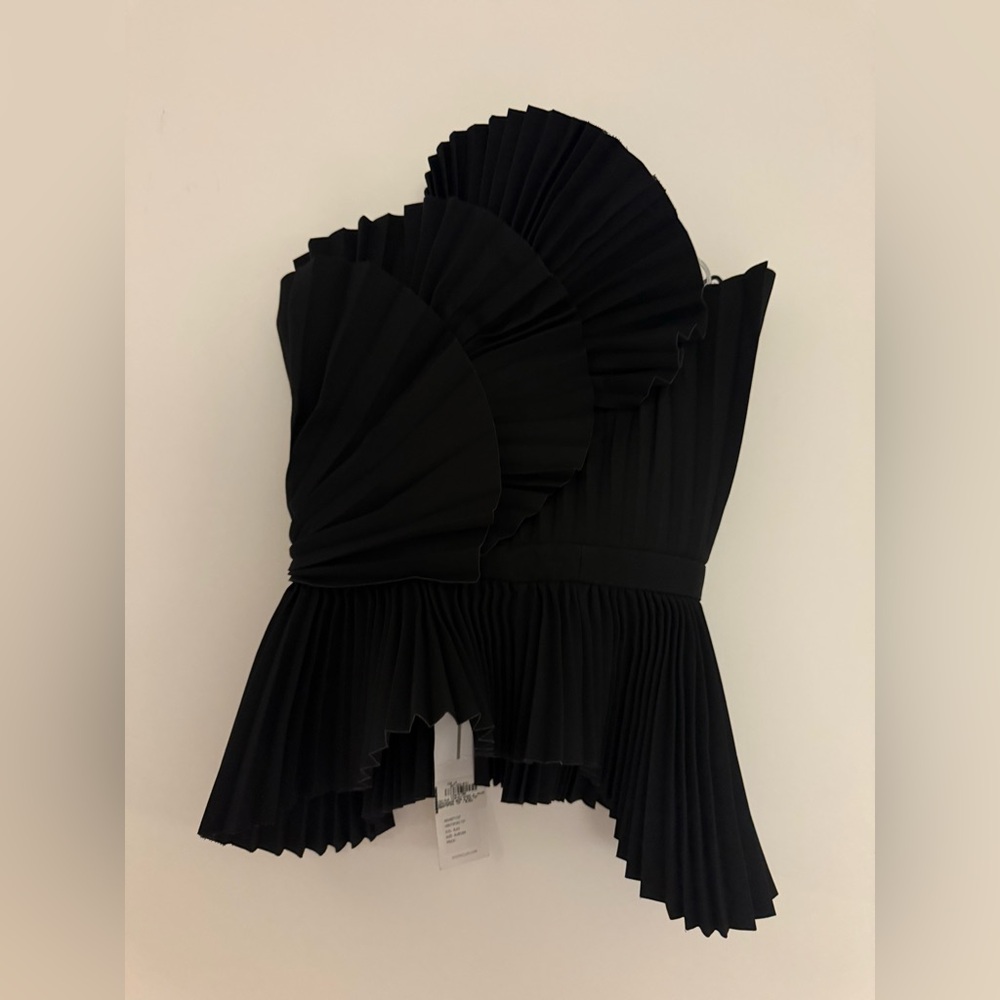 Acler Black One-Shoulder Pleated Sculptural Top - Picture 2 of 4